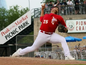 Another opponent’s big inning sinks Goldeyes – Winnipeg Sun