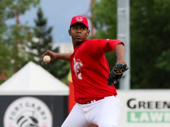 Goldeyes use an ‘opener’ to uncork a win – Winnipeg Sun