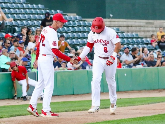 Goldeyes complete sweep of Explorers – Winnipeg Sun