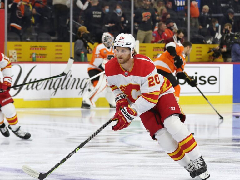 Wolf Outstanding as Flames Beat the Winnipeg Jets 3-1